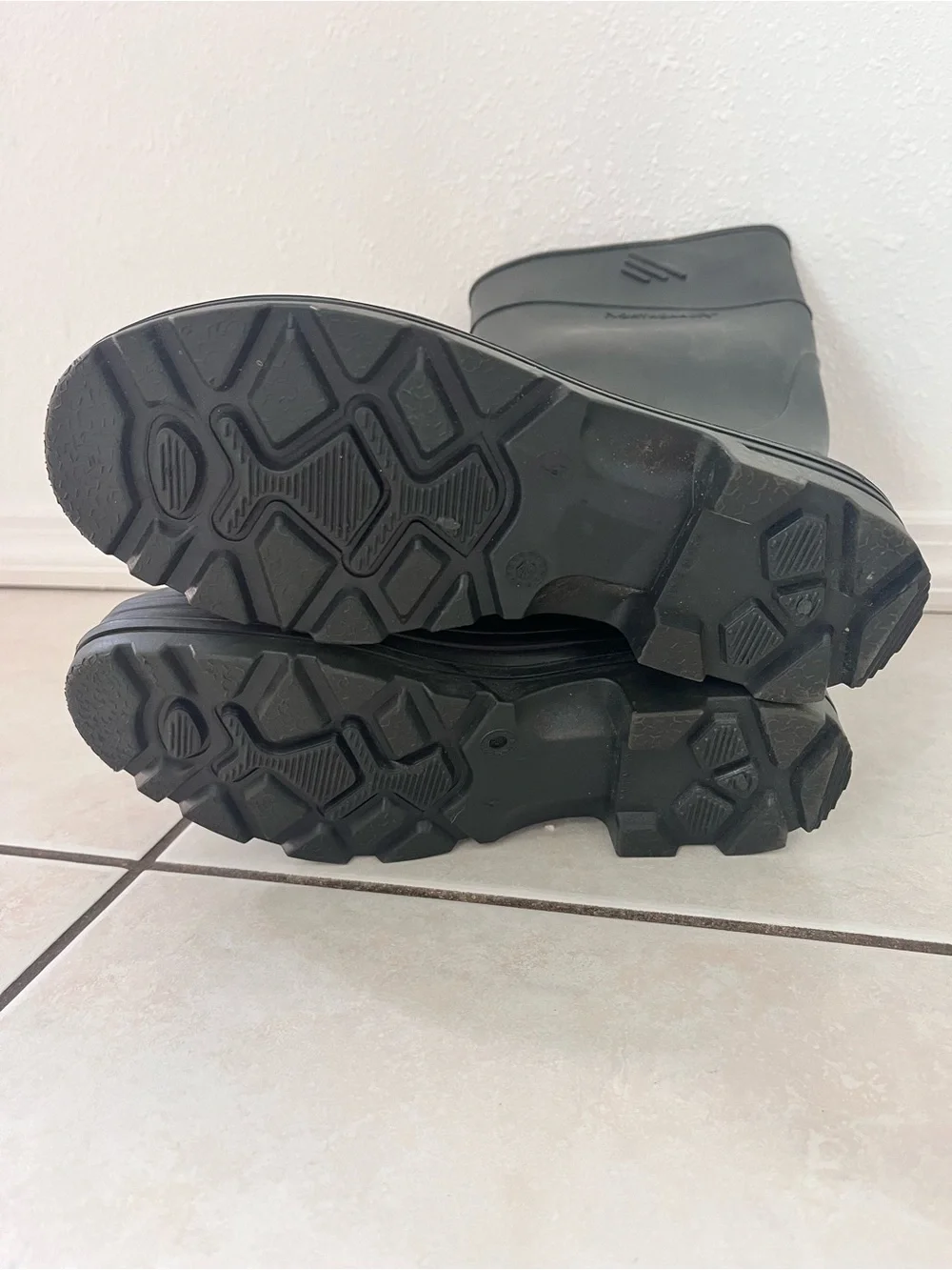 Northerner Black kids Waterproof Tall Rain Boots Big kids 4